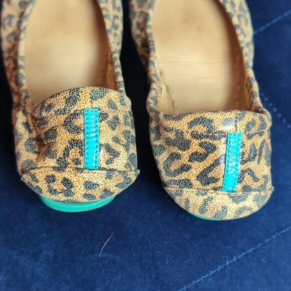 Leopard Leather Tieks - Picture 2 of 5